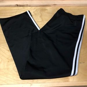 Classic Adidas track/sweat/jog pants